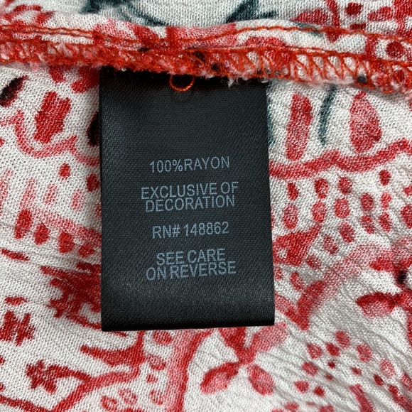 Torrid Red Floral Crochet Lace Up Neck Flowy Sleeveless Blouse - Picture 13 of 14